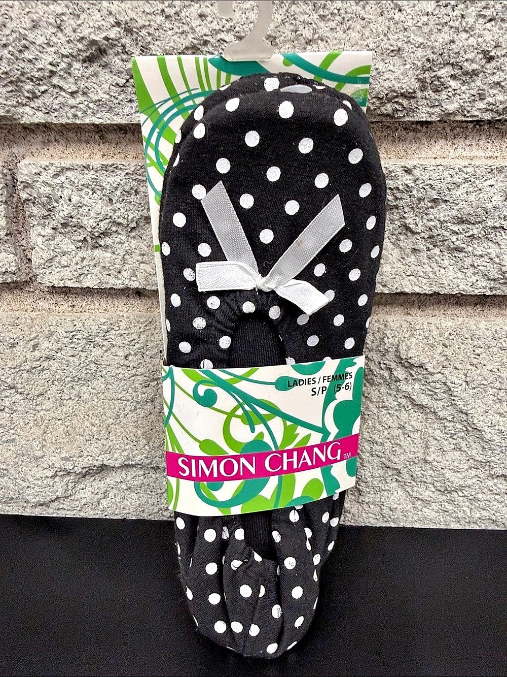 Simon Chang Women’s Polka Dot Slipper Socks Size 5–6 New in Package